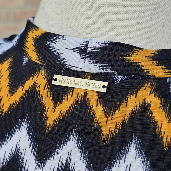 Micheal Kors chevron midi dress - Picture 6 of 10